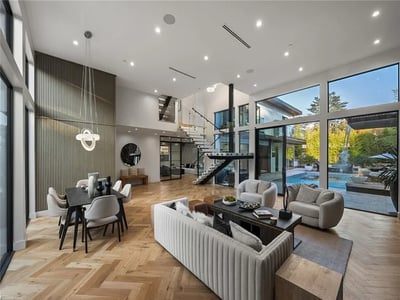 Luxury Villa Photo #12