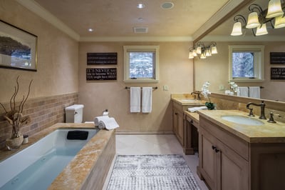 Luxury Villa Photo #21