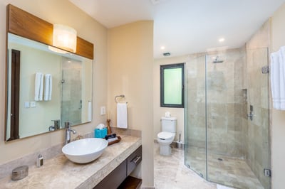 Luxury Villa Photo #48