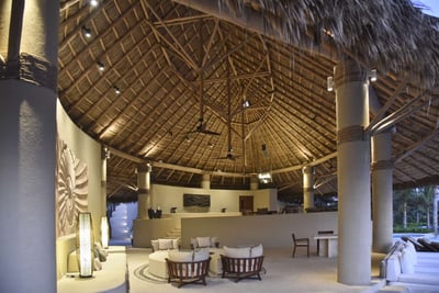 Luxury Villa Photo #9