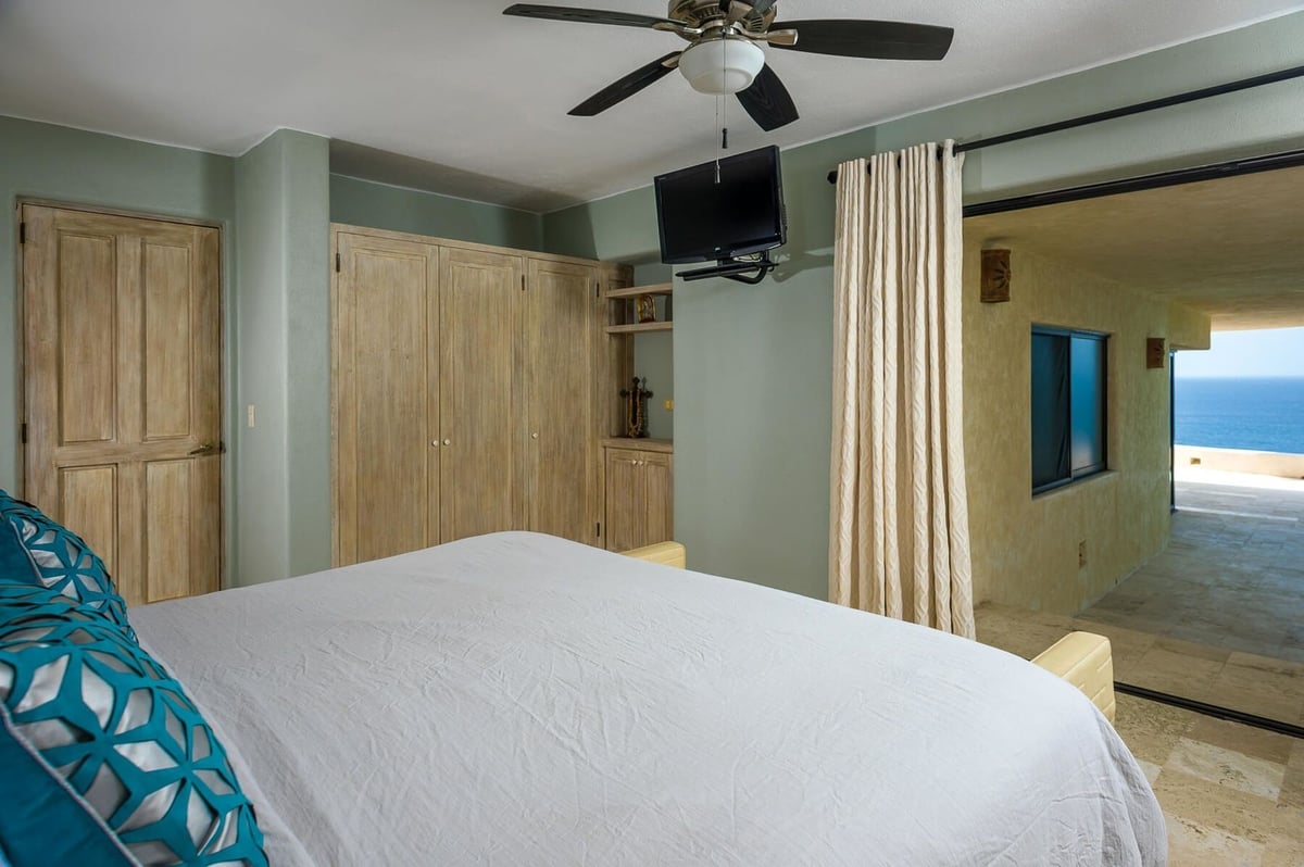 Feel the bright Cabo sun filter through the large windows of each bedroom - Image 18