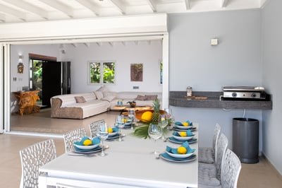 Luxury Villa Photo #9