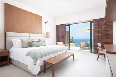 Luxury Villa Photo #25