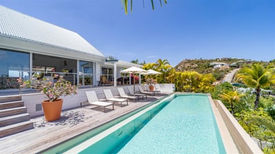 Luxury Villa Photo #2