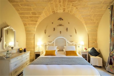 Luxury Villa Photo #23