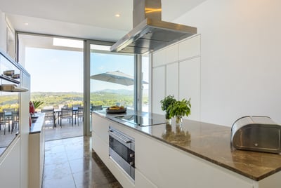 Luxury Villa Photo #12