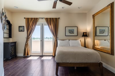Luxury Villa Photo #30
