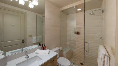 King Bedroom 3 ensuite
