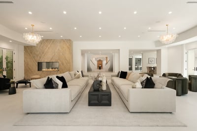 Luxury Villa Photo #15