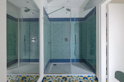 Luxury Villa Photo #41
