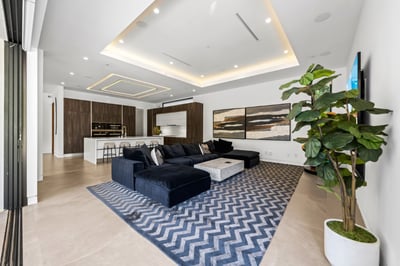 Luxury Villa Photo #38