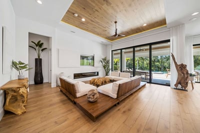 Luxury Villa Photo #20