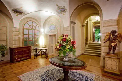 Luxury Villa Photo #22
