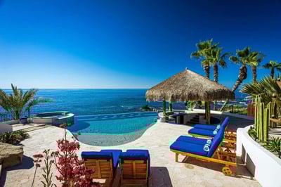Luxury Villa Photo #16