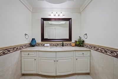 Luxury Villa Photo #46
