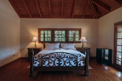Luxury Villa Photo #35