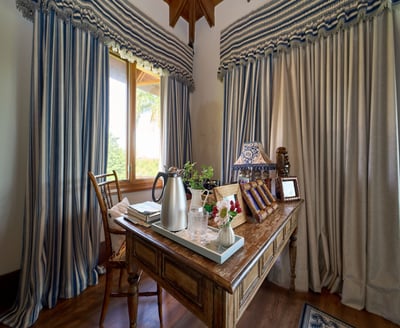 Luxury Villa Photo #38