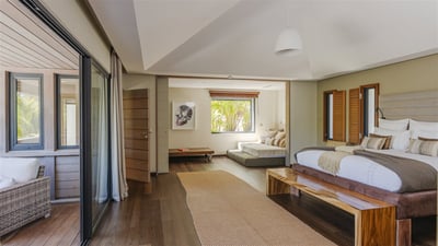 Luxury Villa Photo #44