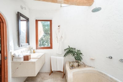 Luxury Villa Photo #19