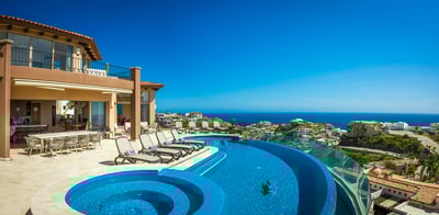 Luxury Villa Photo #5