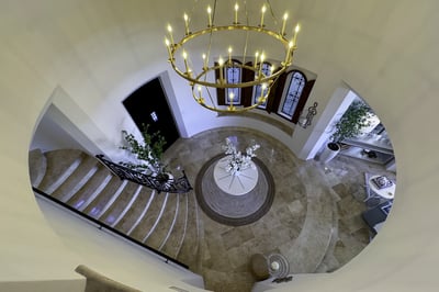 Luxury Villa Photo #38