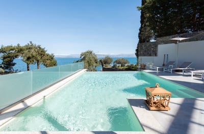 Luxury Villa Photo #4