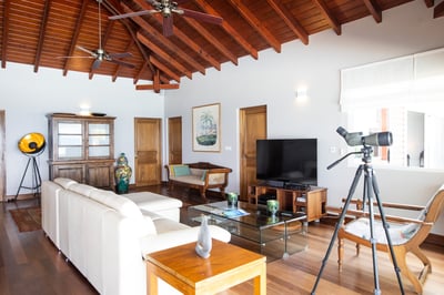 Luxury Villa Photo #23