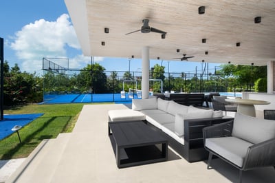 Luxury Villa Photo #30