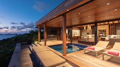 Luxury Villa Photo #4