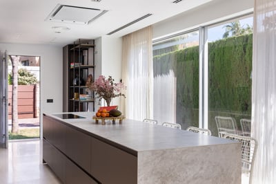 Luxury Villa Photo #12