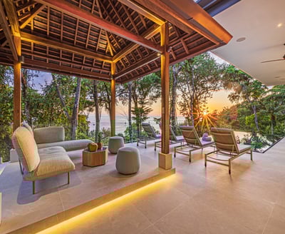 Luxury Villa Photo #5