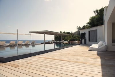 Luxury Villa Photo #2