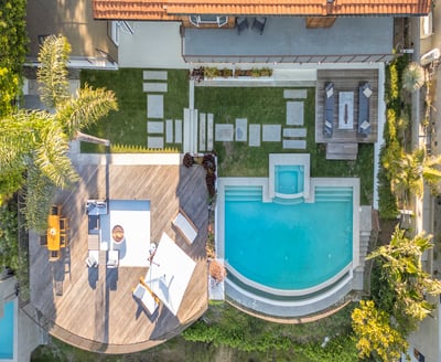 Luxury Villa Photo #5