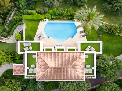 Luxury Villa Photo #27