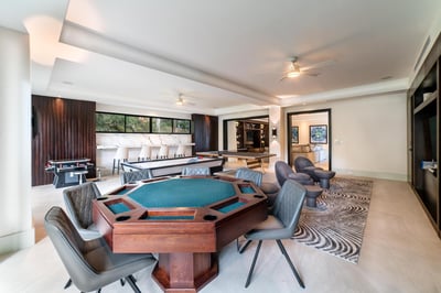 Luxury Villa Photo #20