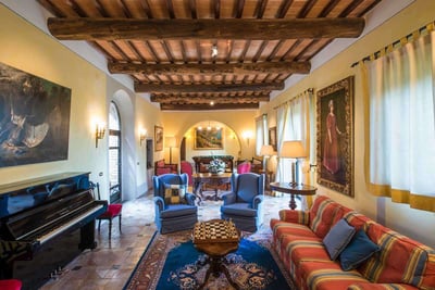 Luxury Villa Photo #9