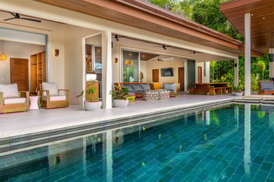 Luxury Villa Photo #5