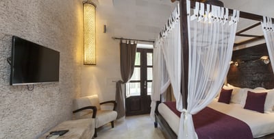 Luxury Villa Photo #36
