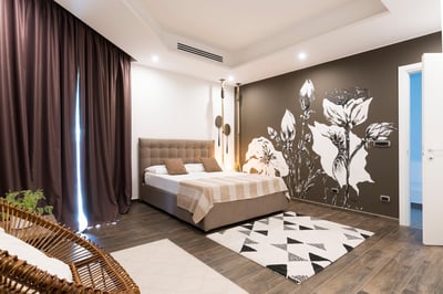 Luxury Villa Photo #35