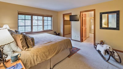 King Bedroom with Ensuite on upper level