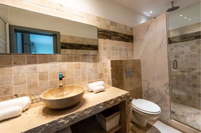 Luxury Villa Photo #30
