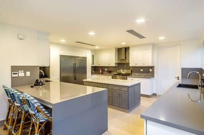 Luxury Villa Photo #17