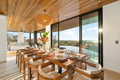 Luxury Villa Photo #10