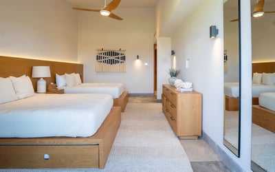 Luxury Villa Photo #49