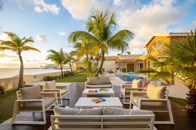 Luxury Villa Photo #16