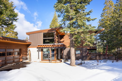 Luxury Villa Photo #3