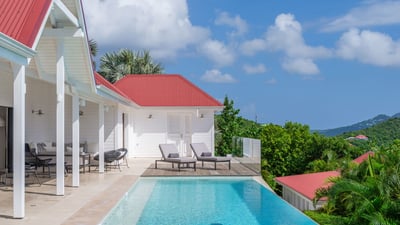 Luxury Villa Photo #17