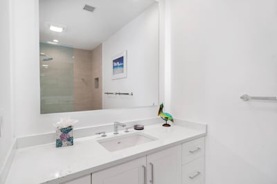 Luxury Villa Photo #15