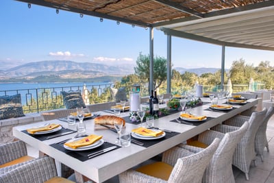 Luxury Villa Photo #8