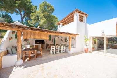 Luxury Villa Photo #7